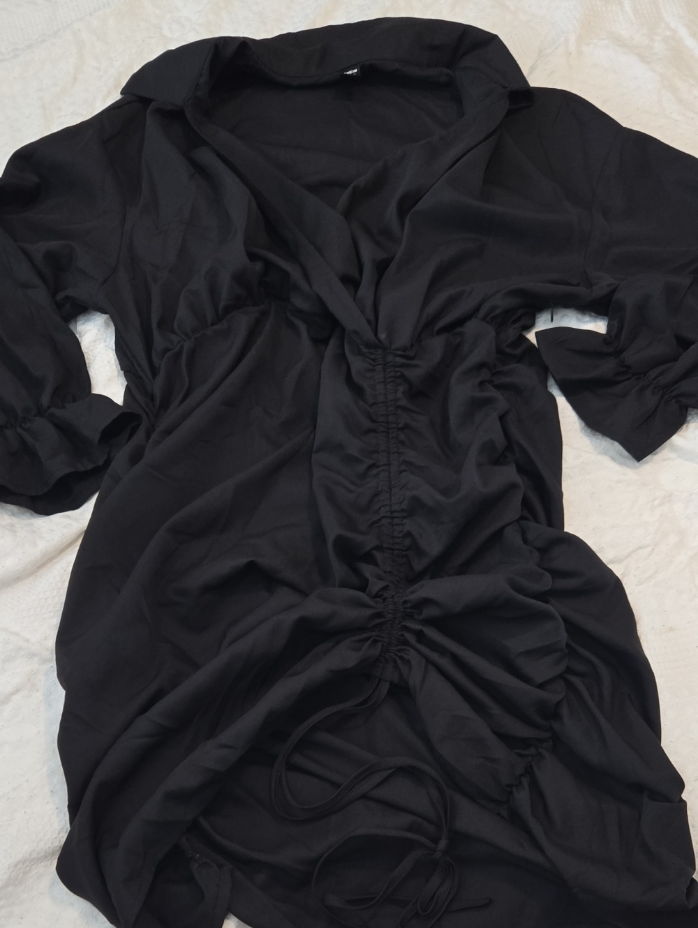 SHEIN Black Ruched Drawstring Mini Dress